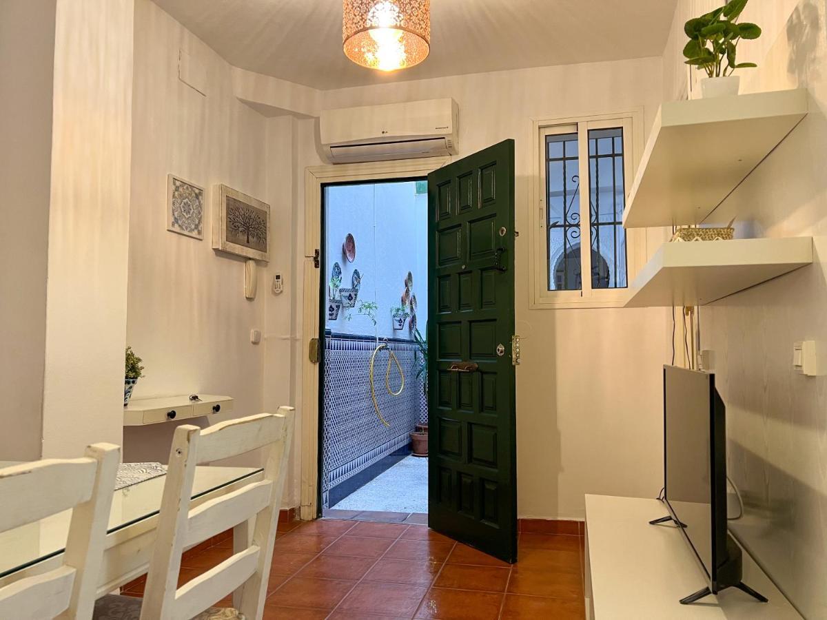 Iyourbasics Lovely Apartment Hinestrosa 23 Free Wifi&Ac Малага Экстерьер фото